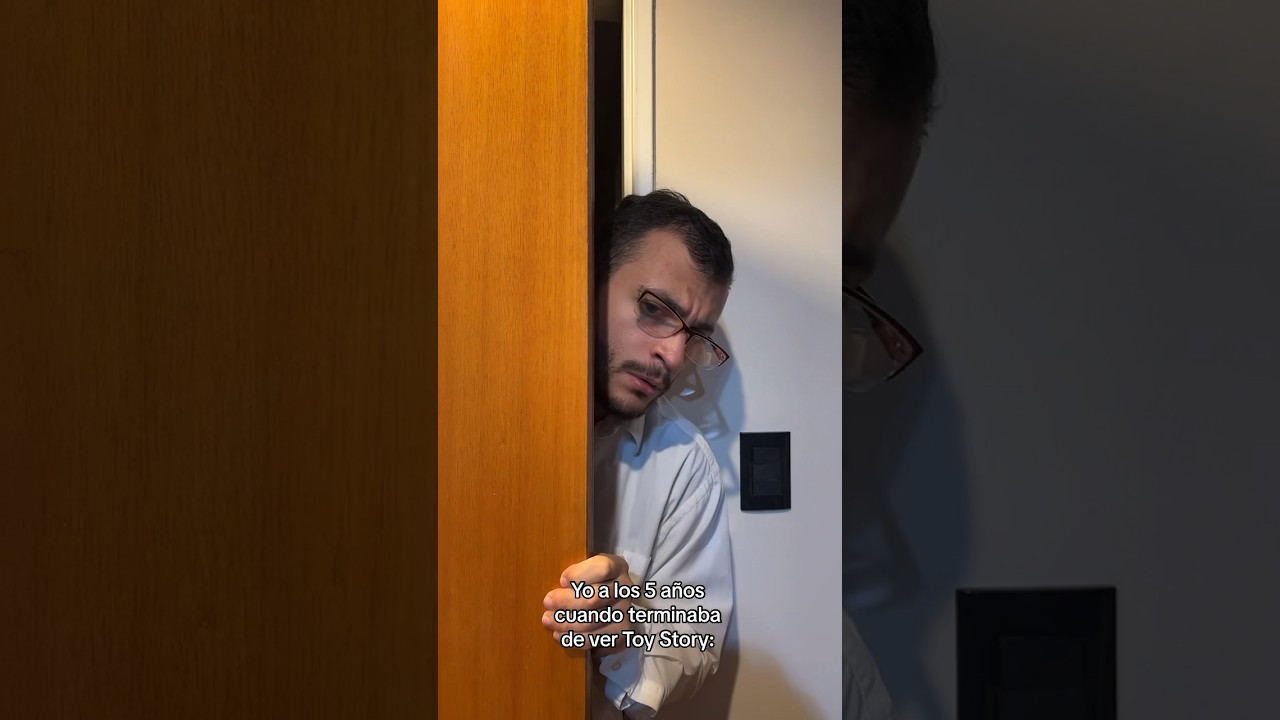 Cuanta violencia #gracioso #hermanos #humor #comedia #risas #toystory #comedy #hermanos #muñecos