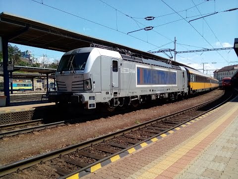 Vlaky: Vectron METRANS 383 401-7 na RJ 1047 v Bratislave