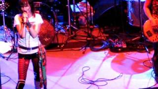 Juliette Lewis - Suicide Dive Bombers @ The Vic in Chicago 8/18/09