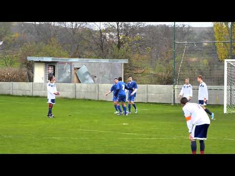 Tomáš Londák 1:1 (Nevidzany U19 - Velčice U19 7:2)