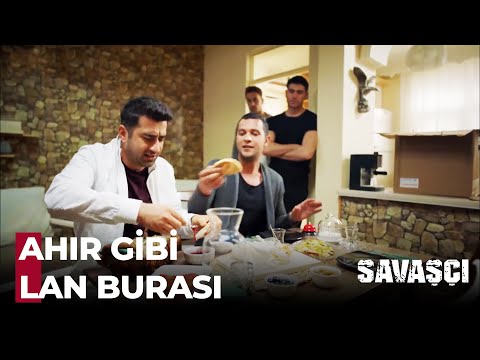 Emre ve Galip'ten Selçuk'a Yemek Baskını - Savaşçı