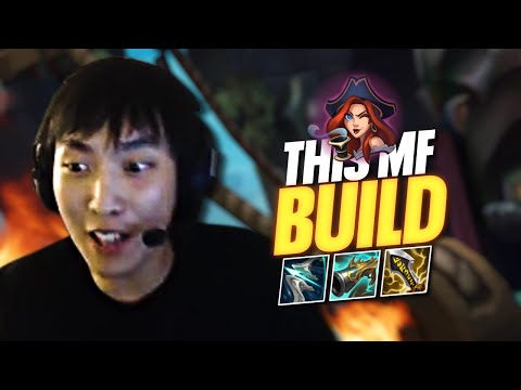 TRYING MISS FORTUNE BUILDS | Doublelift Solo Queue