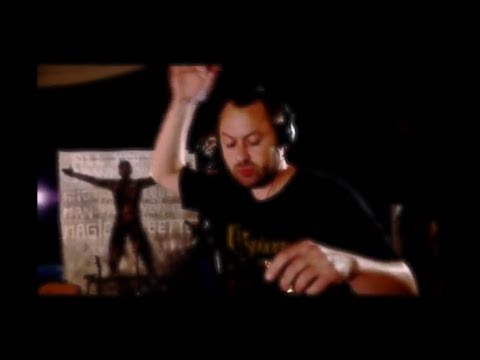 It's a Man's Man's Man's World - Pepper Club the band (feat. Franck Wolf)