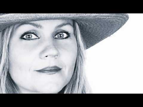 download lagu mp3 mp4 Eva Cassidy Over The Rainbow Sheet Music, download lagu Eva Cassidy Over The Rainbow Sheet Music gratis, unduh video klip Eva Cassidy Over The Rainbow Sheet Music