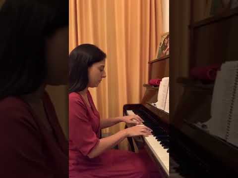 258 - Louvemos ao nosso Senhor (Ester Alcântara)