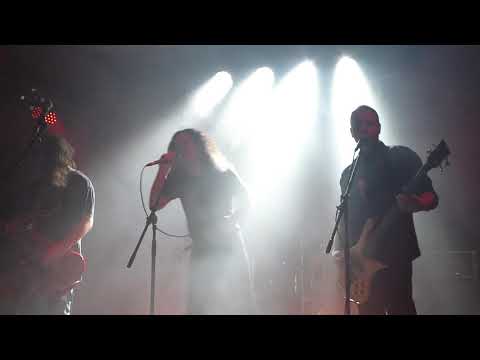 Supergarden - Outshined (Live) Orto Bar 2019