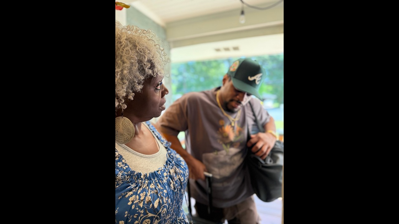 Phill moves into Mama Brenda’s!