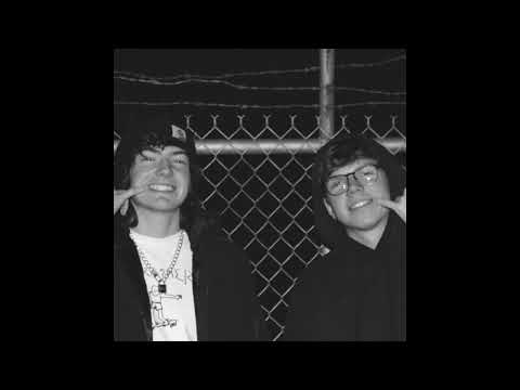 yungtrash - Tuesday (feat. Wezzy)