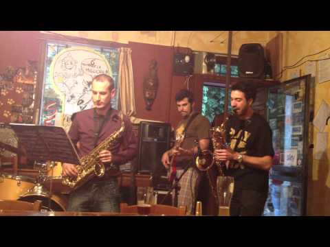 Greyboy Allstars,Browns at home - Liquid Clock (Emmanuele,Petrilliggeri,Uggeri,Zaffignani) + Mesiti