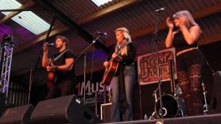 The Cains - Go Your Own Way