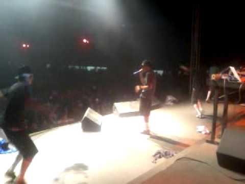 Os Top Zikamo no Hangar 8 02/04