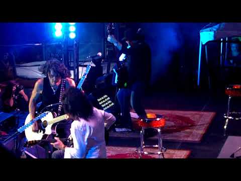 KISS Kruise VII KISS Sail Away "Shock Me"