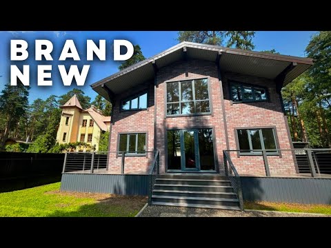 Russian (Brand New) House Tour: Could You Live There? 