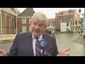 'Blijf met je poten van hulpverleners af' - OMROEP WEST