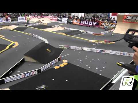 2013/14 Euro Offroad Series Rd1 - 4wd A-main Leg 2