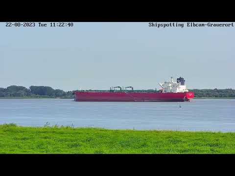 STI SOLACE Oil Products Tanker von Hamburg nach Fujairah auf der Elbe am 22.08.2023