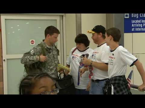 Troops at DFW Nov 21 2009