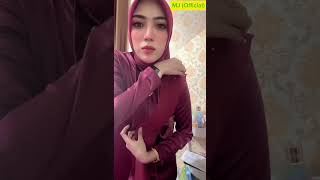Download lagu Bigo live Bar-bar hijab cantik #bigo #live #periscope #pemersatubangsa #tiktok mp3