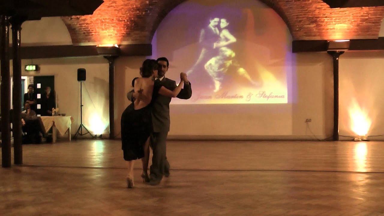 Juan Martin Carrara & Stefania Colina @ The Crypt, April 2013 - Mañana Zarpa Un Barco