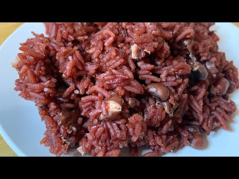 How to make a Typical Ghanaian Waakye | A Millet Leaf Infused Rice and Beans