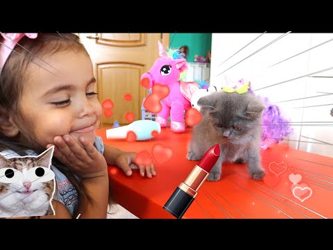 Alisea porta il suo gattino al salone di bellezza