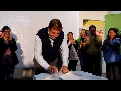 Histórico: firmaron el contrato para el nuevo hospital de Darwin