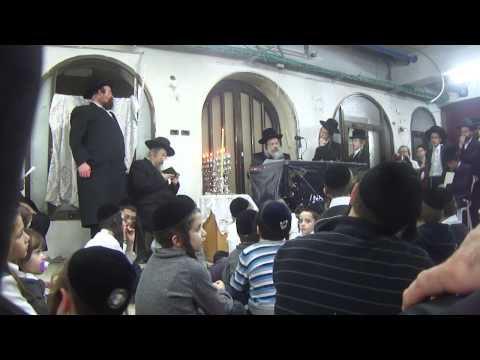 Tolna Rebbe "Mah Atzur" 7th night #Hanukkah, in the new Shul and Tish room with inspiration!