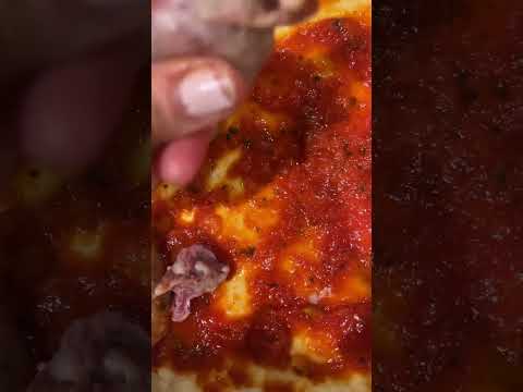 Secret To Sausage Pizza #pizza #pizza lover #food #tipsandtricks #tips #yummy #reels #shorts #tiktok