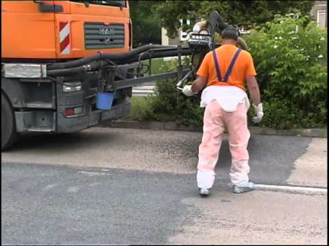 Begonnen: Reparaturarbeiten in der Stauffenbergstraße - ELSTERWELLE