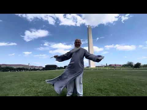 Da Jue yang yan, his son Prince Yang and the world peace painting at the Washington Monument