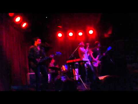 The Kanyu Tree - Slow (Live, Roisin Dubh, Galway, 17/12/11)