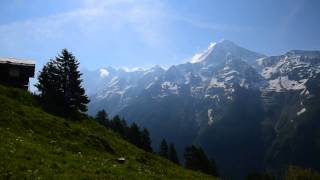 preview picture of video 'On the hiking trail in Lotschental.'
