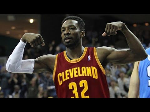 BENCH GOES CRAZY AFTER JEFF GREEN MONSTER DUNK VS WASHINGTON wizards October 8, 2017