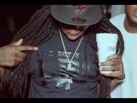 Live Boy Scooter, Live Boy Tune featuring Meego 2 Times - Clutchin