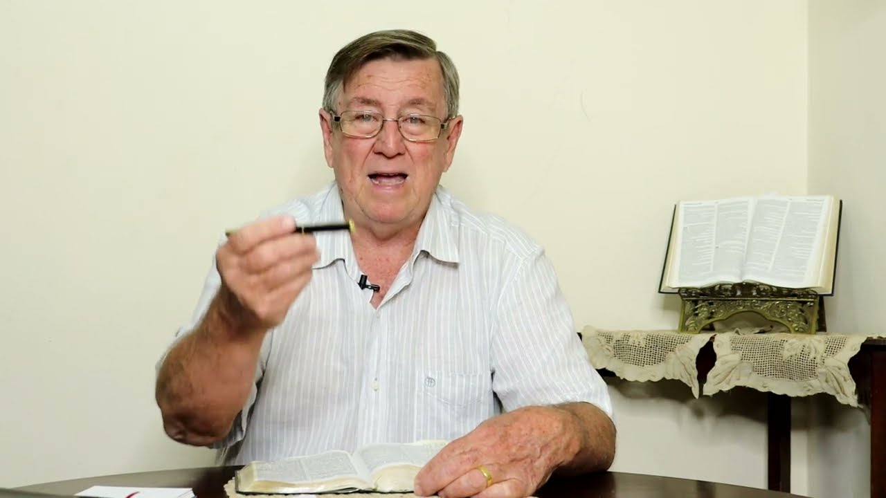 Deus invisível, mas sempre presente