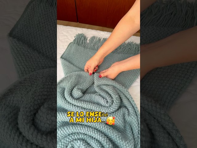 Vídeo relacionado con Diseño De Póster De Cine con Temática De Cine Cobija Mantas De Siesta Ligera Peluche Cobertor para Viaje Mujer Verano 150x200cm