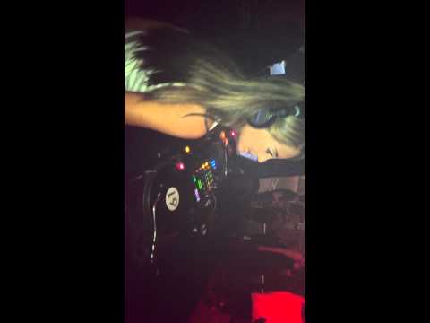 Nuray Alkan - 12.1o.13 @ Robotrock Elektrofon / GT