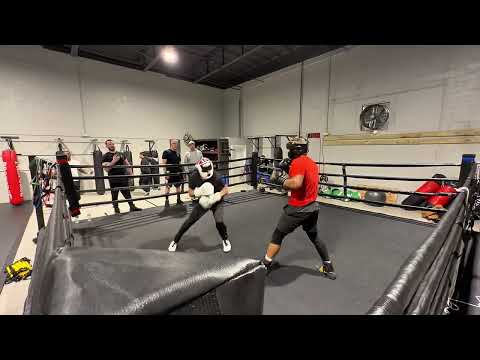 Sparring a Former Champion + Interview w/ Elvin Ayala