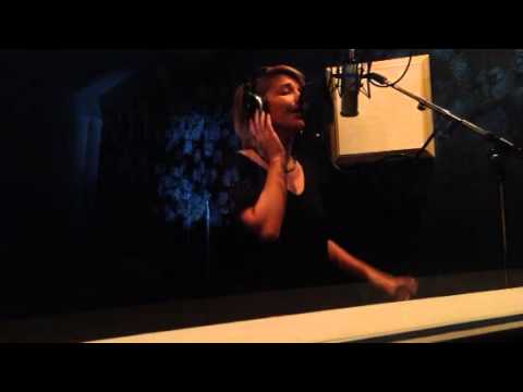 Chandelier - Arissa (cover)