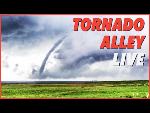 Severe Supercell North of Amarillo, Texas! (May 3, 2023)