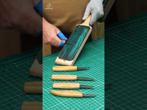 Productvideo 1 - BeaverCraft LS1P1 Dual-Sided Leather Paddle Strop met Polijstpasta
