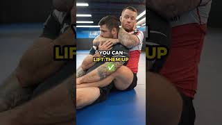 Choke 'em out with this RNC tip! ✅🥋