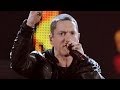 Eminem "Berzerk" and "Rap God" Performance ...