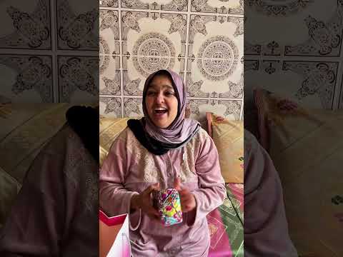 مفاجئة عيد ميلاد ماما🎉🎂🎊شرينا ليها ايفون + كعك احتفال!!