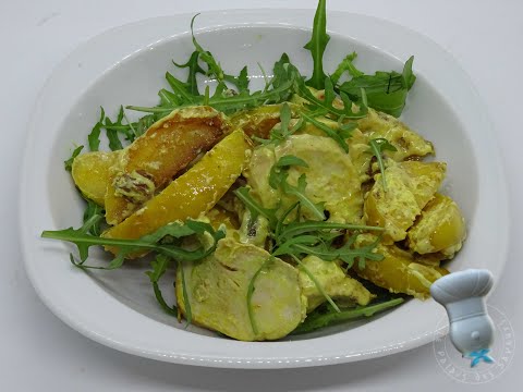 Recette de salade de pomme au curry et poulet citronné, sauce au yaourt