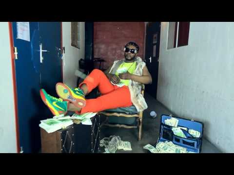 BORO SANGUY  " Dame sur lui " CLIP VIDEO OFFICIEL