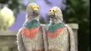 Sesame Street - Keep the Park Clean for the Pigeons