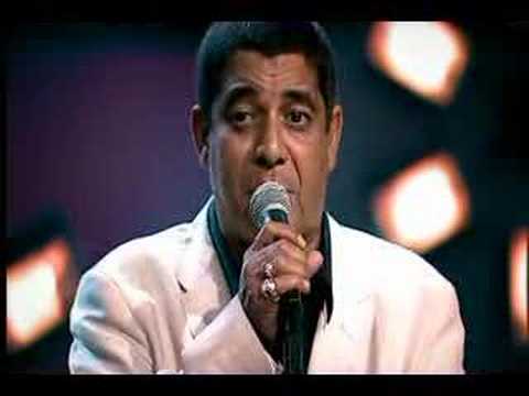 PAULO MOURA & ZECA PAGODINHO