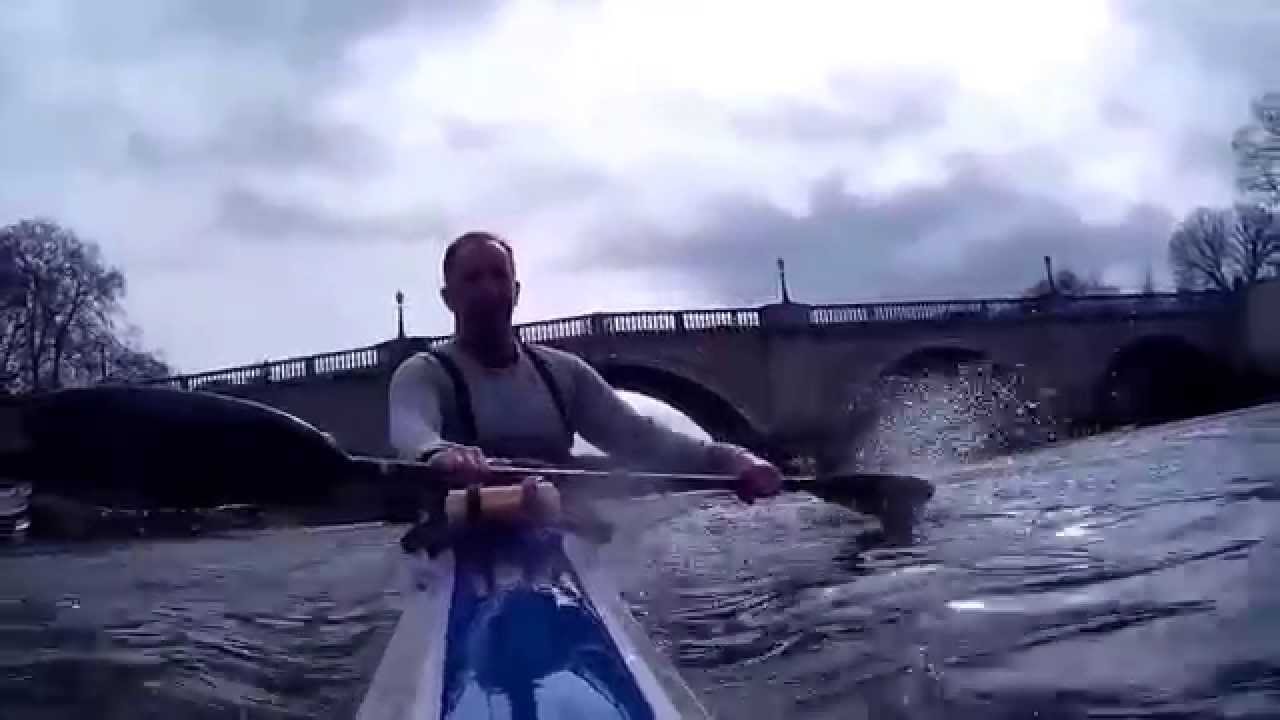 kayak paddling, richmond upon thames.