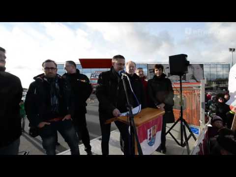Rödental   Demo gegen die Stromtrasse